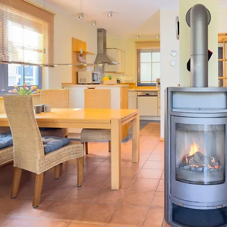 Haus Sonnenschein Цингст